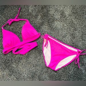 Victoria’s Secret push up halter and side tie hipster bottoms. Medium